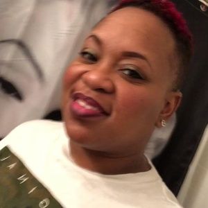 Meet your Posher, Kendra